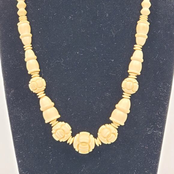 Carved Bead Necklace Boho 7.5” - Picture 4 of 5